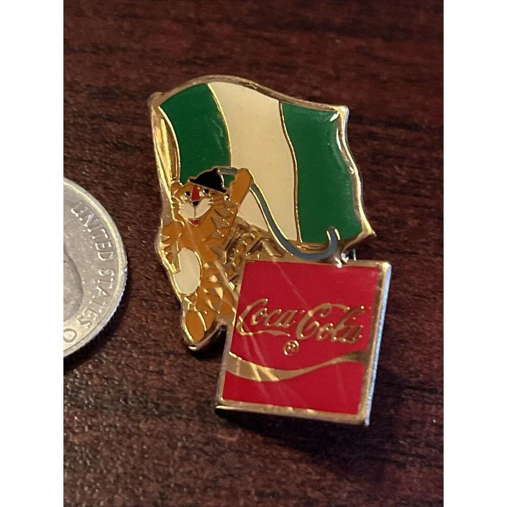 Vintage 1988 Seoul Olympics‎ Coca Cola Hodori Tiger Nigeria Flag Lapel Pin